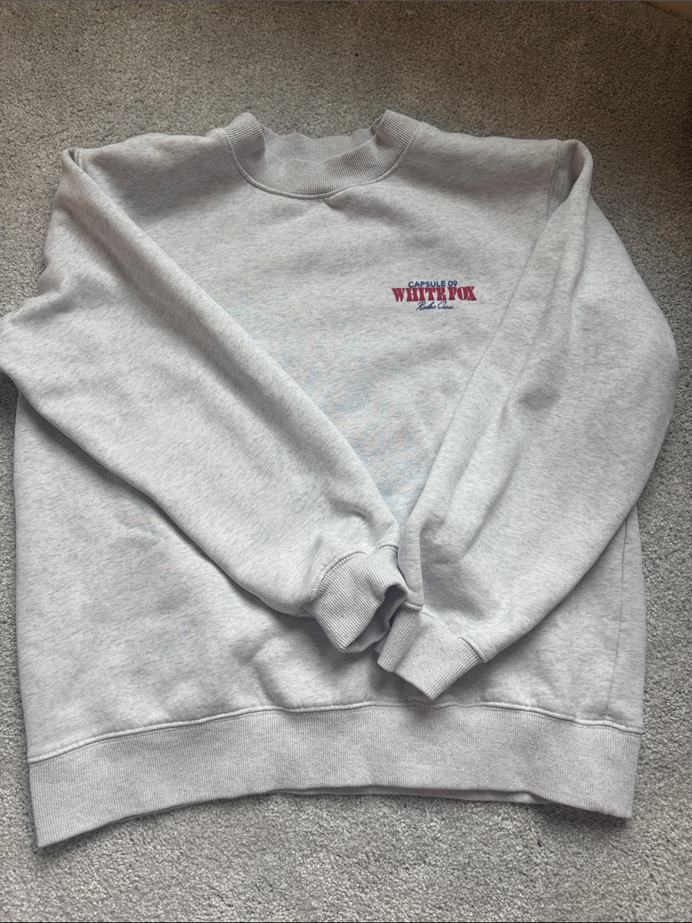 White fox light grey crew neck